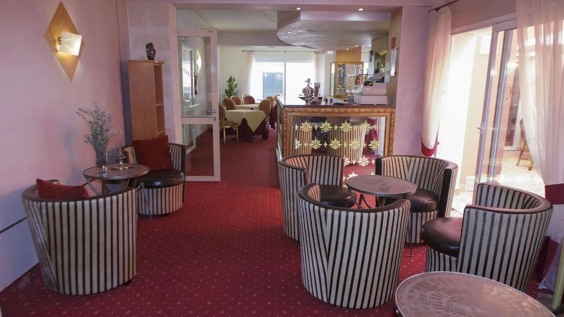 Hotel San Miguel ماهون